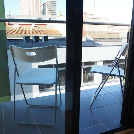 Апартаменты Apartamento Moderno Con Parking En *