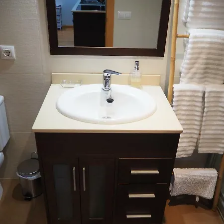 Апартаменты Apartamento Moderno Con Parking En *