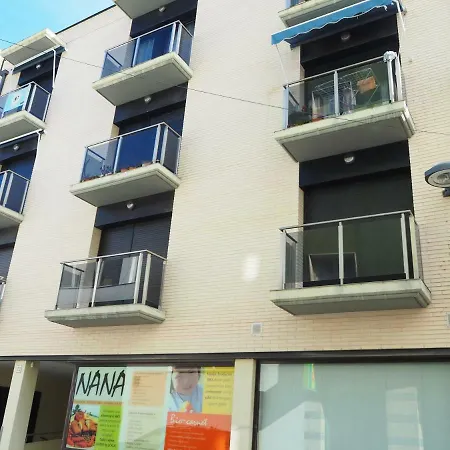 Apartamento Moderno Con Parking En * Паламос